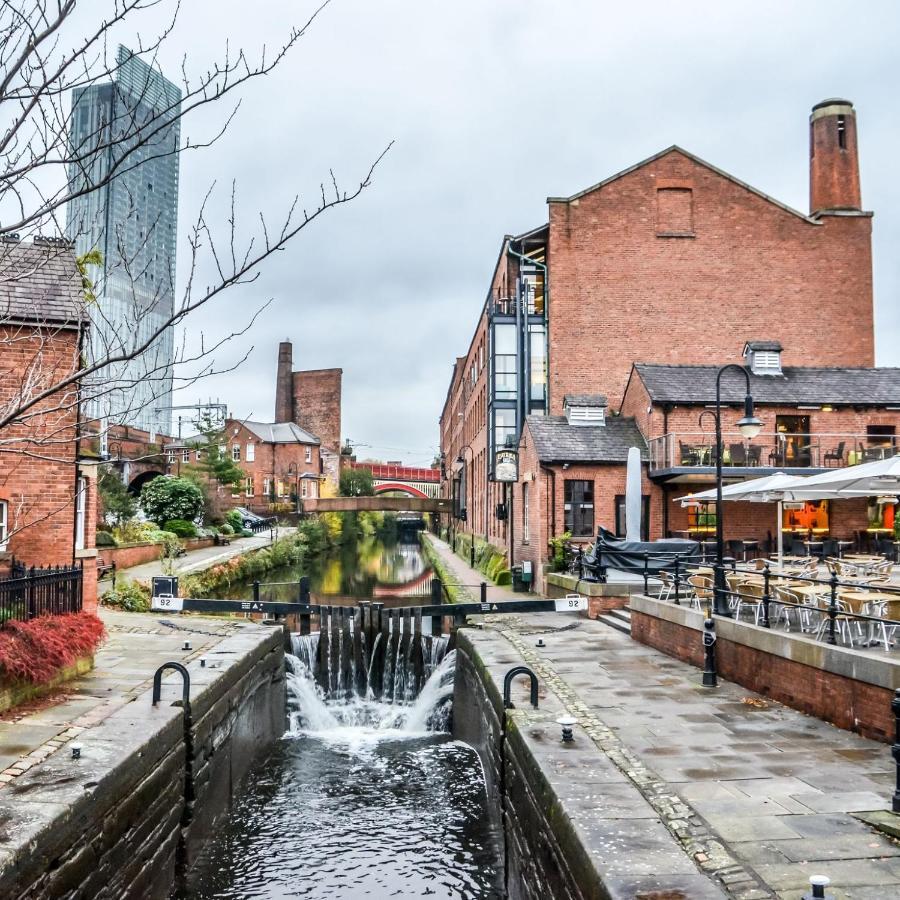 The Mancunian @ The Gathering - Sleeps Up To 6 * Sale